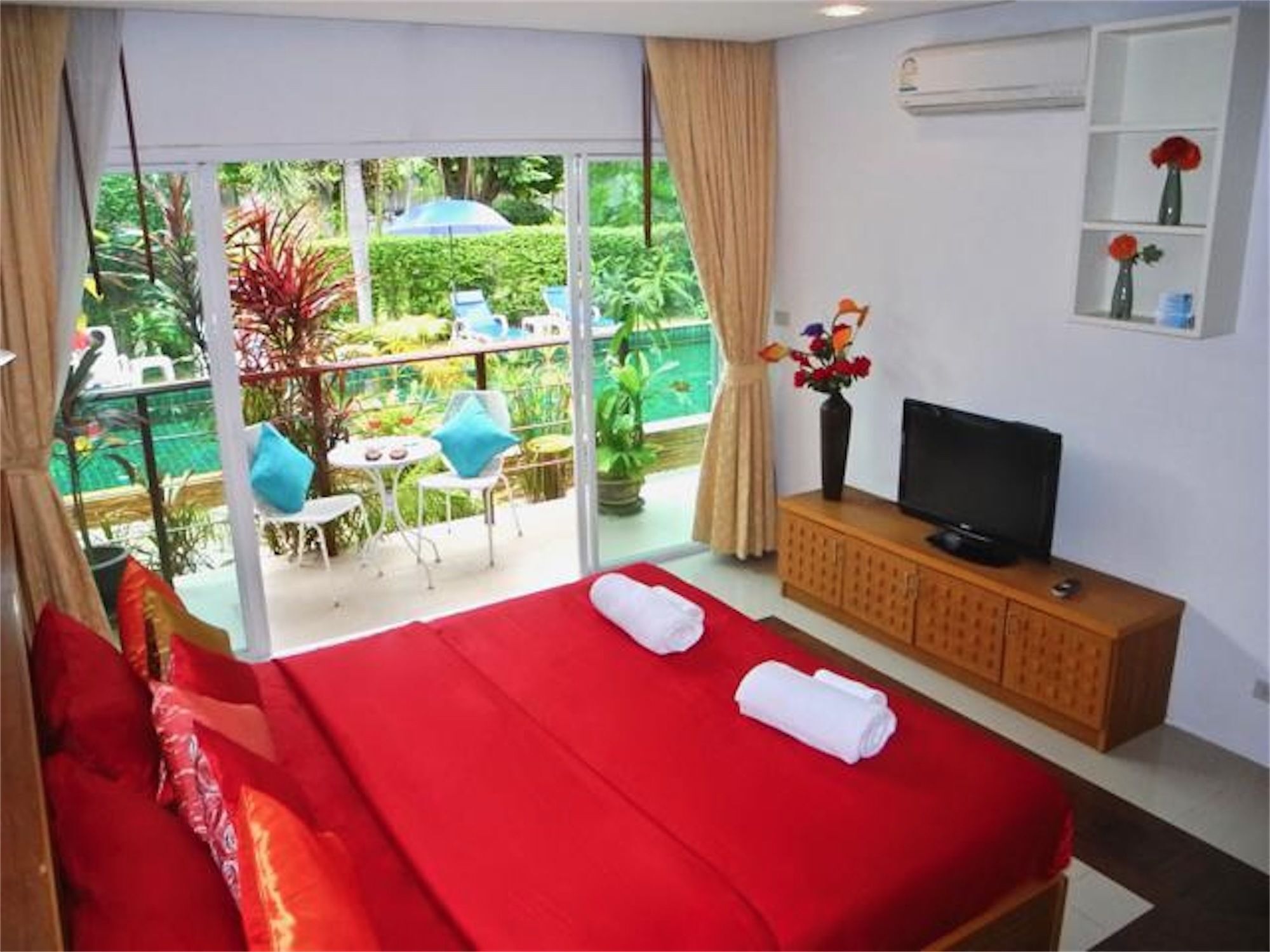 Relife Residence : 1 Bedroom Apartment In Nai Harn Rawai エクステリア 写真